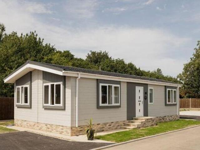 House for sale in Belton with Browston, Stokesby