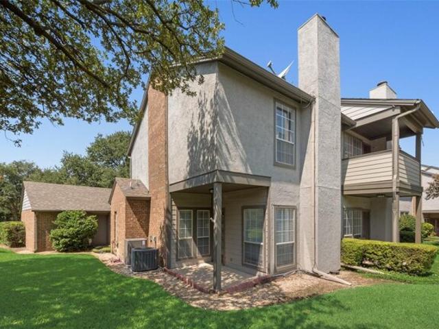 Condo for sale in Addison, Texas