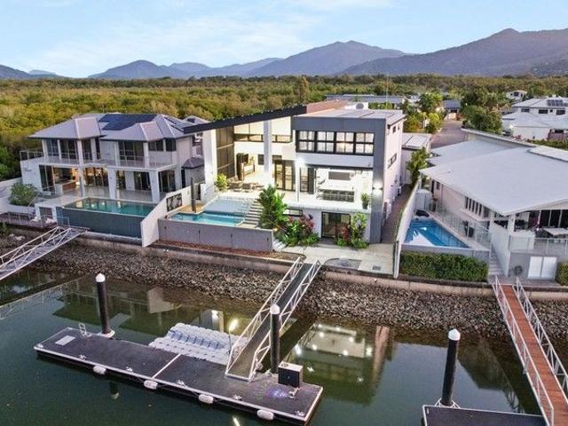 House for sale in Kewarra Beach, Queensland
