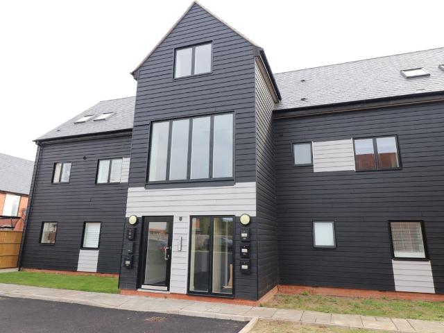 Apartment for rent in South Green, Basildon