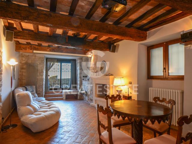 Appartamento in vendita a Izzalini, Umbria