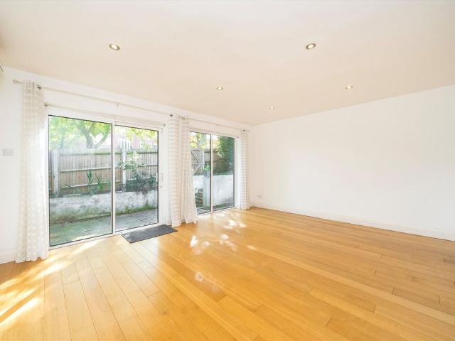House for rent in London Borough of Merton, Greater London