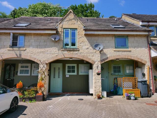 House for rent in School House, Gloucestershire