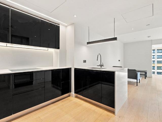 Apartment for rent in London Borough of Hammersmith and Fulham, Greater London