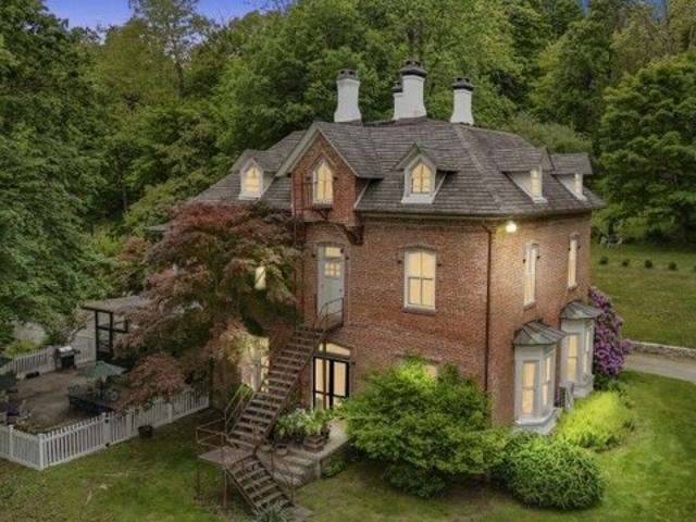 House for sale in Oxford, New Jersey