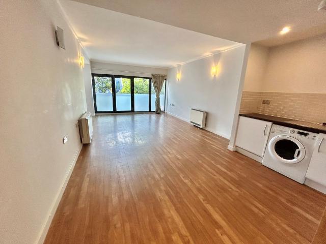 Apartment for rent in St Ann's, Haddon