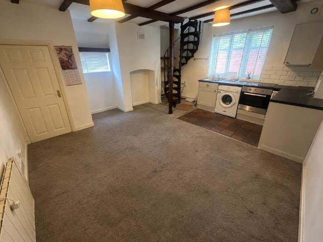 Apartment for rent in Four Oaks, West Midlands