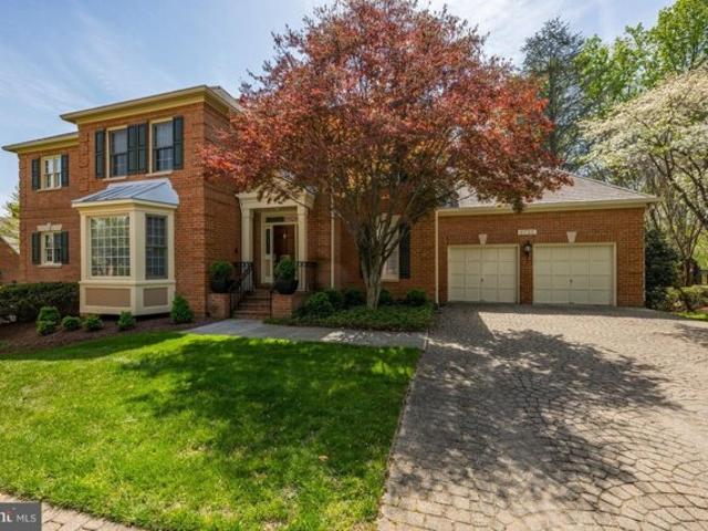 House for sale in Potomac