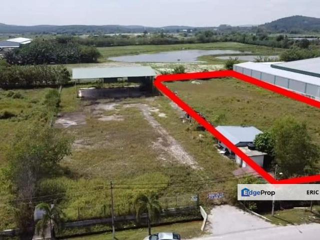 Warehouse for sale in Perak, Batu Gajah