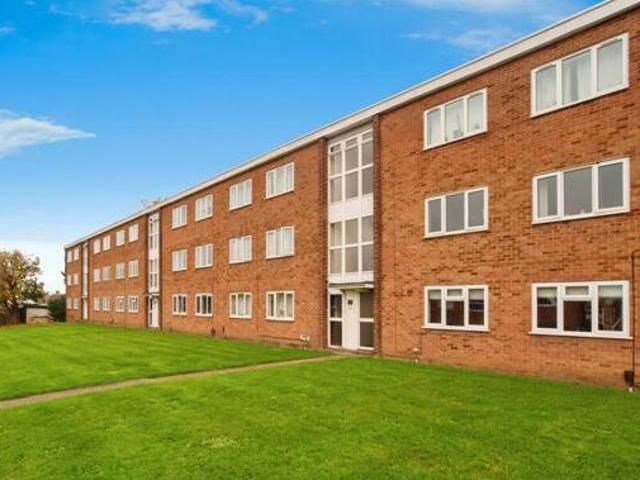House for sale in North Watford, Hertfordshire