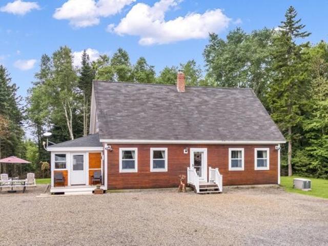 House for sale in Macy, Rangeley