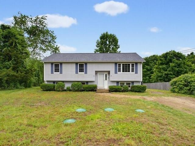 House for sale in Warren, Massachusetts