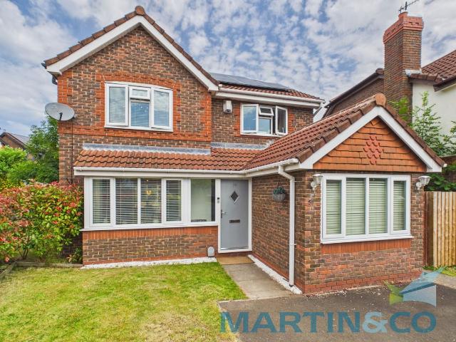 House for rent in Calderstones