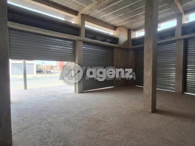Local commercial vente à Slimane, Gharb-Chrarda-Beni Hssen