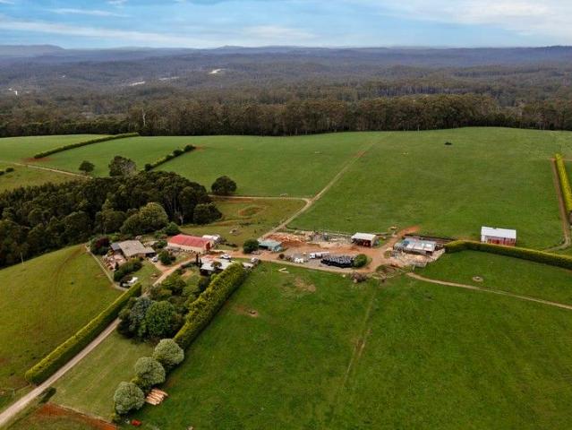 Cottage for sale in Mengha, Tasmania