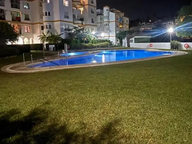 Apartamento en alquiler en La Perla-Torremuelle, Costa del Sol Occidental