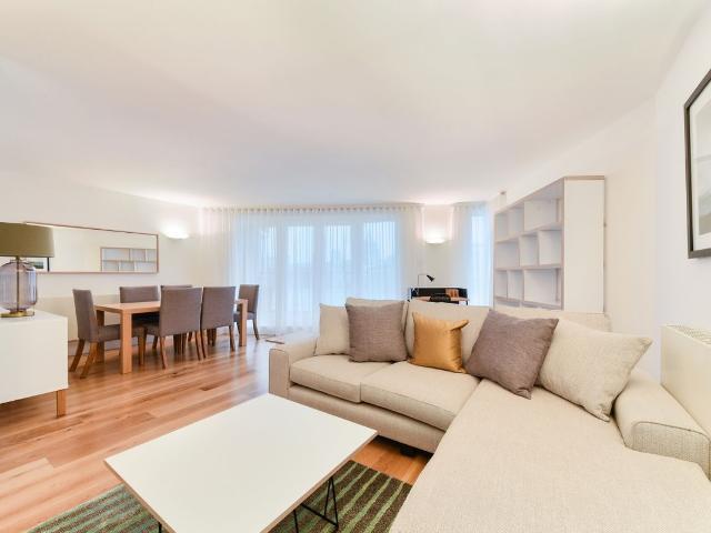 House for rent in Bankside, Greater London