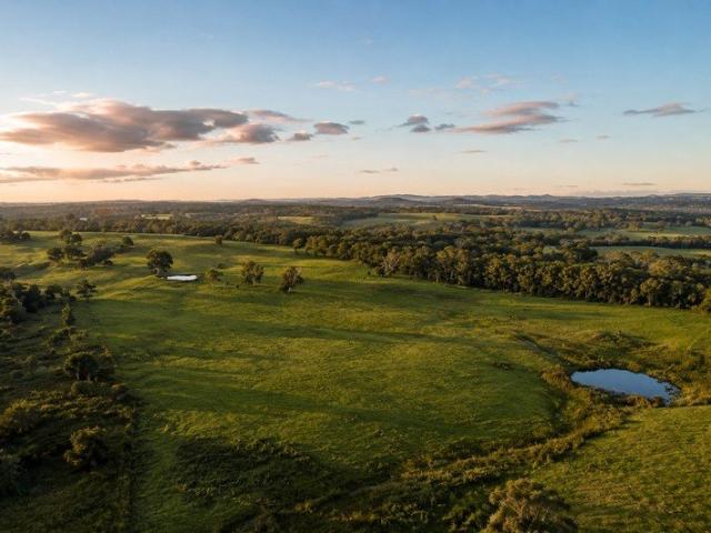 Cottage for sale in Brayton, New South Wales