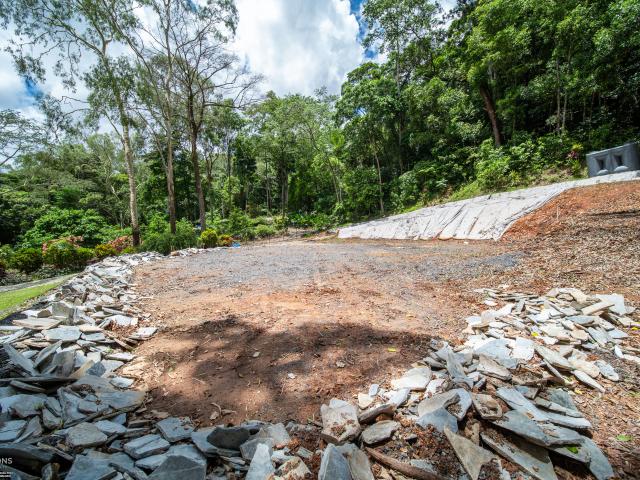Property for sale in Redlynch, Queensland