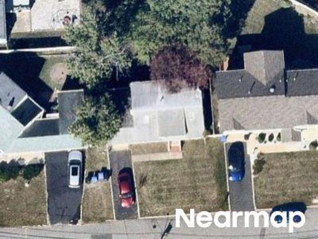 House for sale in Avenel, New Jersey