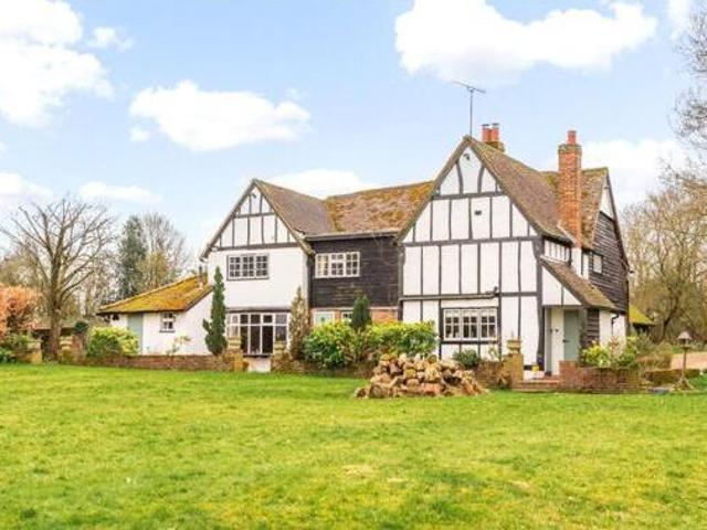 House for sale in King's Walden, Hertfordshire