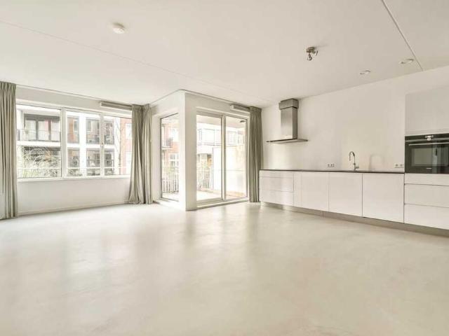 Appartement te huur in Diemen, Noord Holland