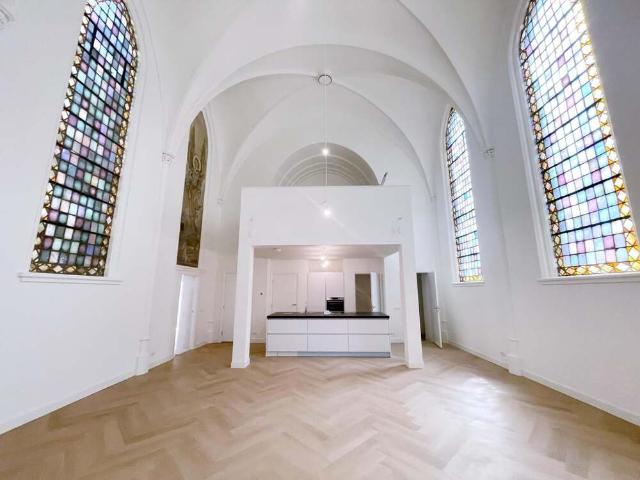 Appartement te huur in Oegstgeest, Zuid Holland