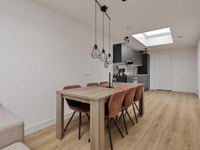 Appartement te huur in Tuitjenhorn, Noord Holland
