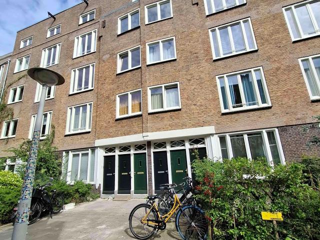 Appartement te huur in Zuid, Amsterdam