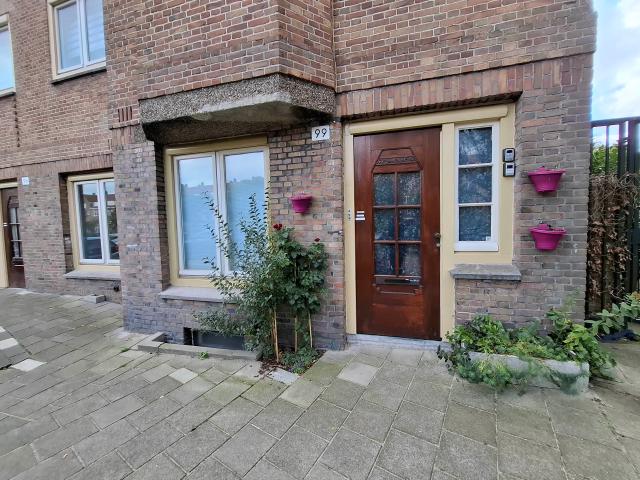 Appartement te huur in Rivierenbuurt, Amsterdam