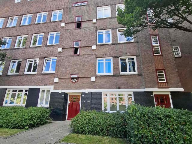 Appartement te huur in Zuid, Amsterdam
