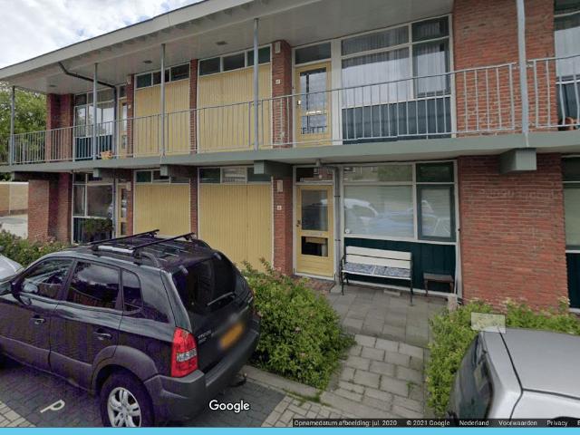 Appartement te huur in Krommenie, Zaanstad