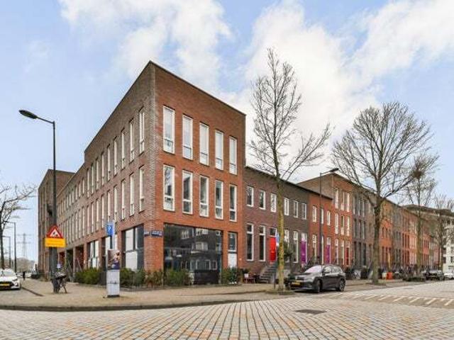 Benedenwoning te huur in Amsterdam, Noord Holland