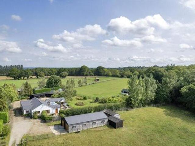House for sale in Sandown Park, Kent
