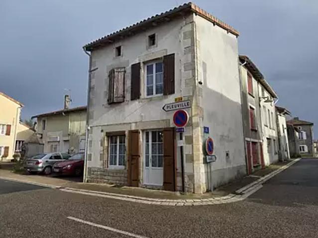 Maison vente à Confolens, Benest