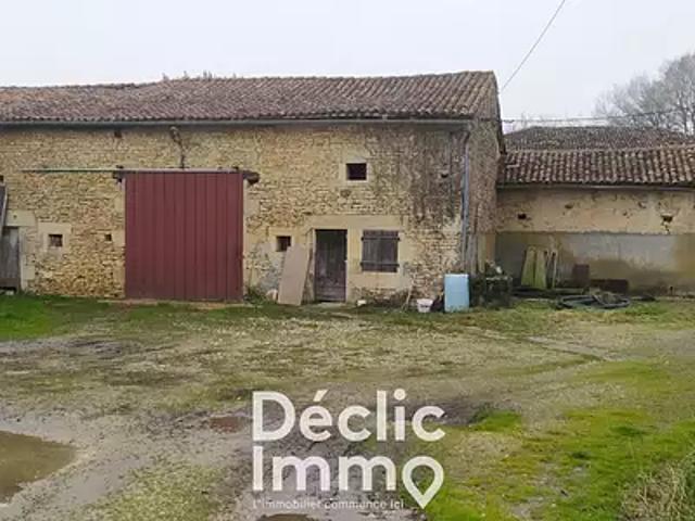 Maison vente à Confolens, Benest