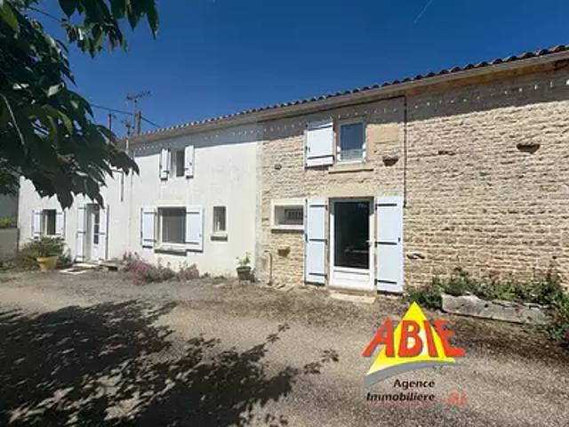 Maison vente à Fontenay-le-Comte, Benet