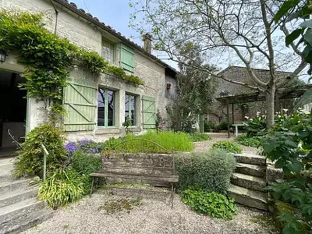 Maison vente à Fontenay-le-Comte, Benet