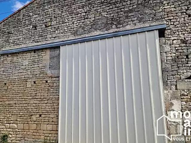 Garage vente à Le Bourg, Benet