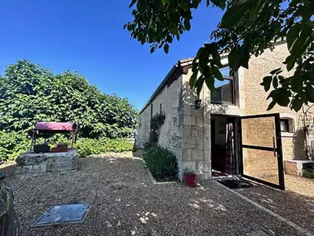 Maison location à Fontenay-le-Comte, Benet