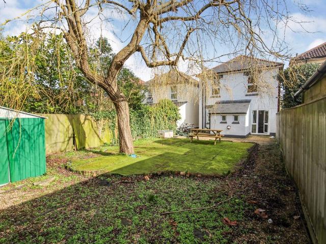 Apartment for rent in Talbot Village, Bournemouth