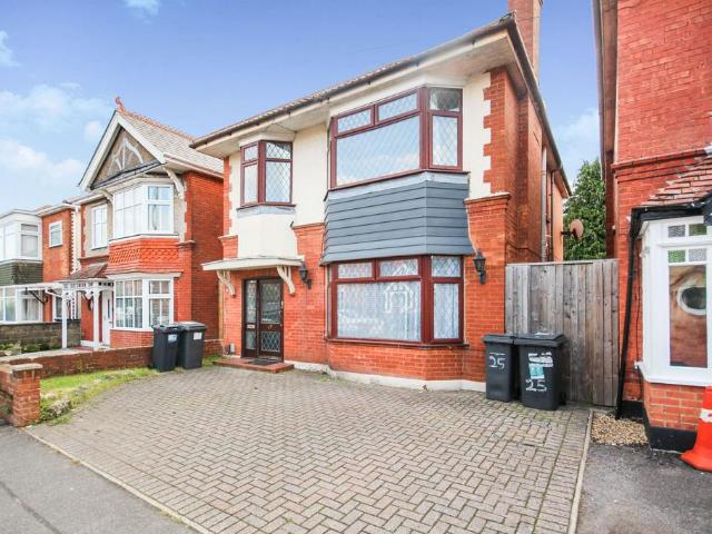 House for rent in Talbot Village, Bournemouth