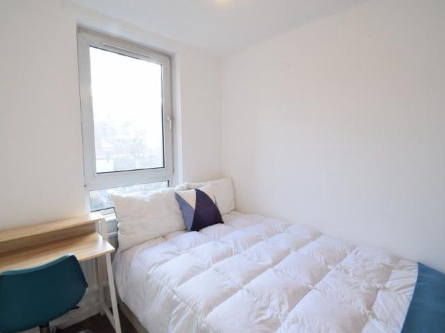 Room for rent in Battersea, Greater London