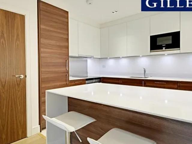 Apartment for rent in London Borough of Hounslow, Strand