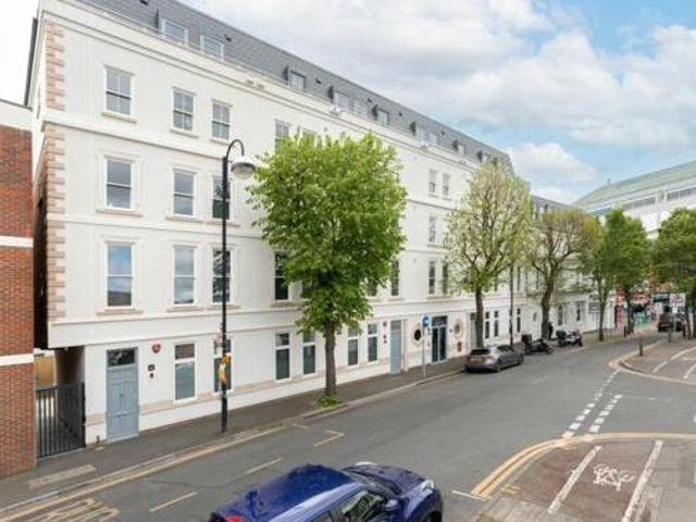 House for rent in Sutton