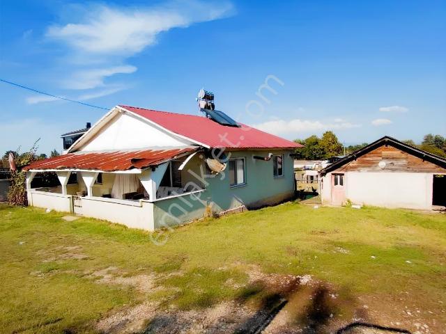 Akyazi, Sakarya içerisinde satılık Villa