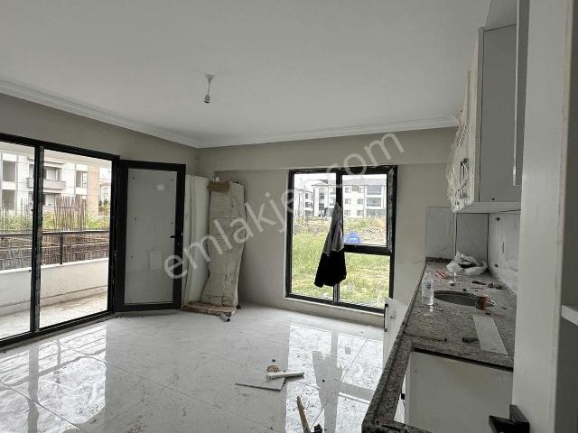 Akyazi, Sakarya içerisinde satılık mülk
