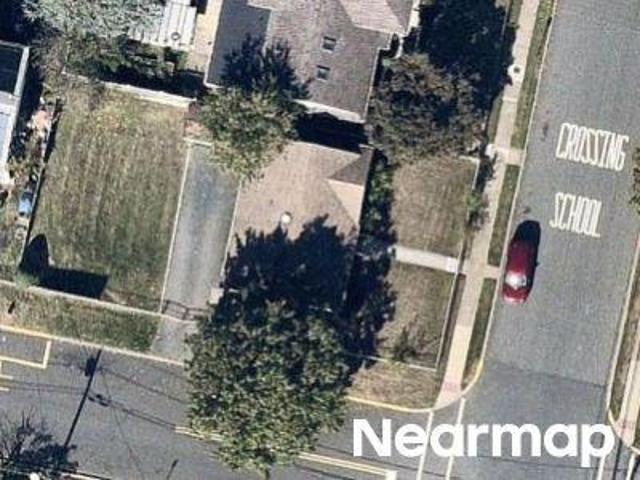 House for sale in Avenel, New Jersey