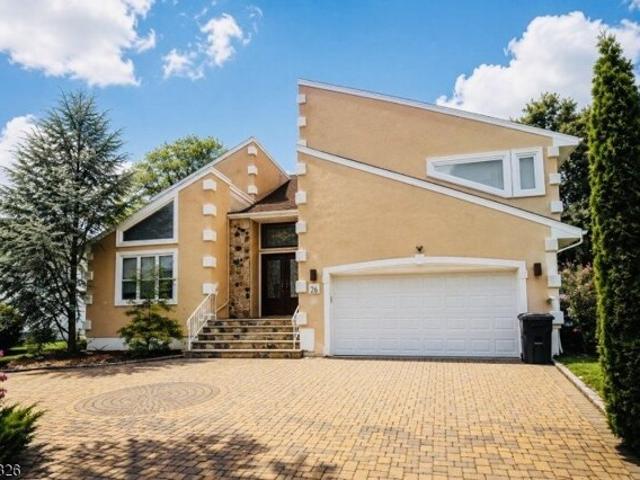 House for sale in Springfield, New Jersey