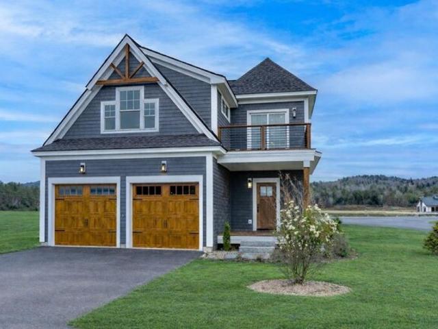 House for sale in New Hampshire